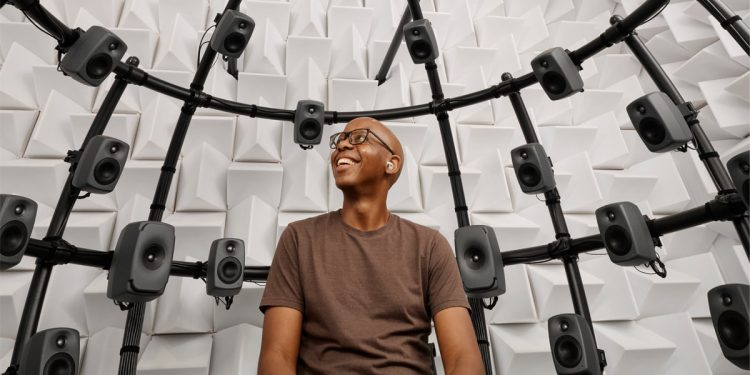 چگونه اپل اولین تجربه سلامت شنوایی سرتاسر جهان را توسعه داد؟