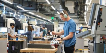 اپل طی چهار سال آینده بیش از 500 میلیارد دلار در ایالات متحده هزینه خواهد کرد