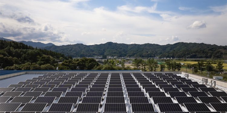 اپل از کاهش 60 درصدی انتشار گازهای گلخانه ای جهانی پیشی می گیرد