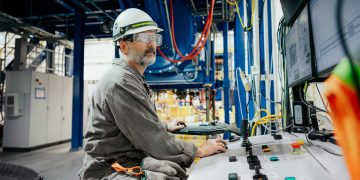 برنامه جاه طلبانه اعلام می کند که اپل تعهد ایالات متحده را به 600 میلیارد دلار افزایش می دهد